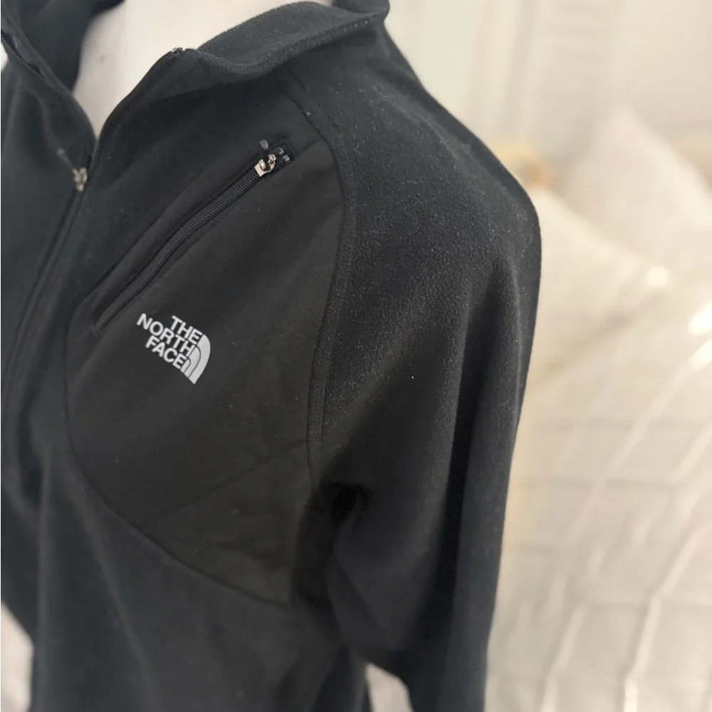 The North Face Black Polyester Blend Pullover Flight Series